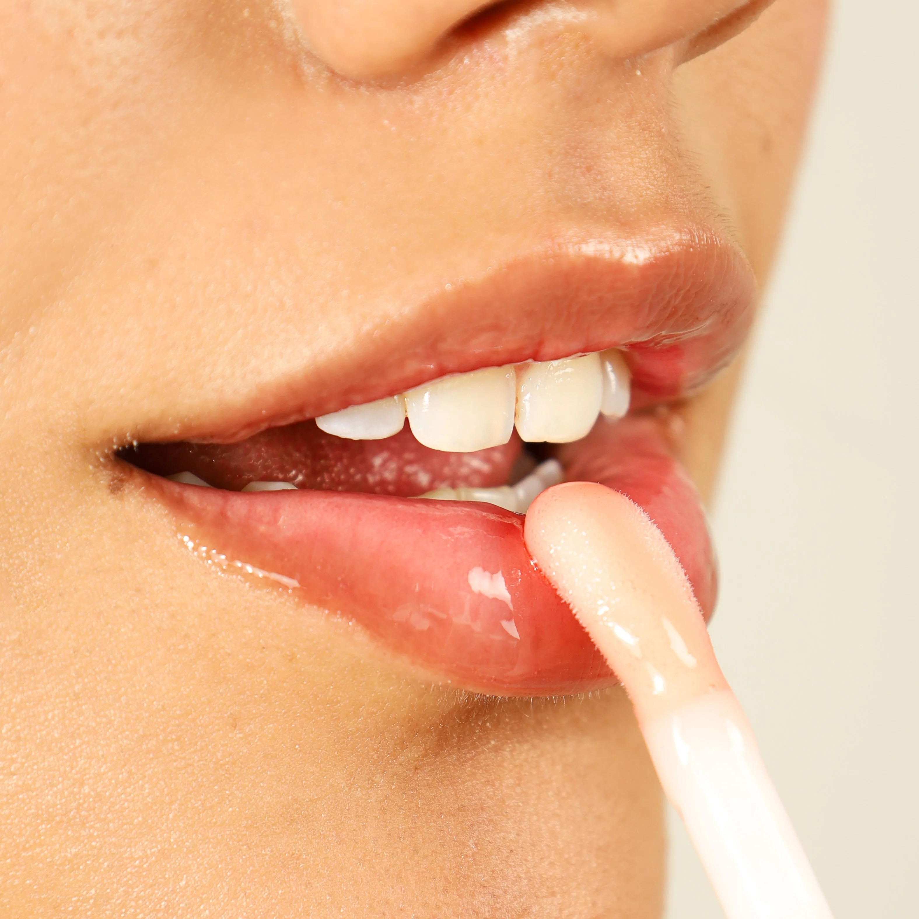 Lip gloss Serum - Botanikalia - Image 5